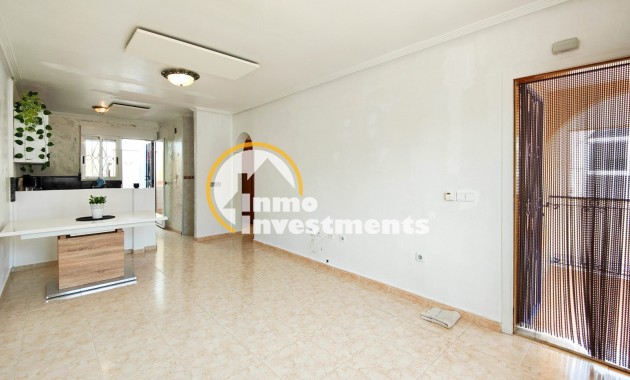 Resale - Semi detached villa - Punta Prima