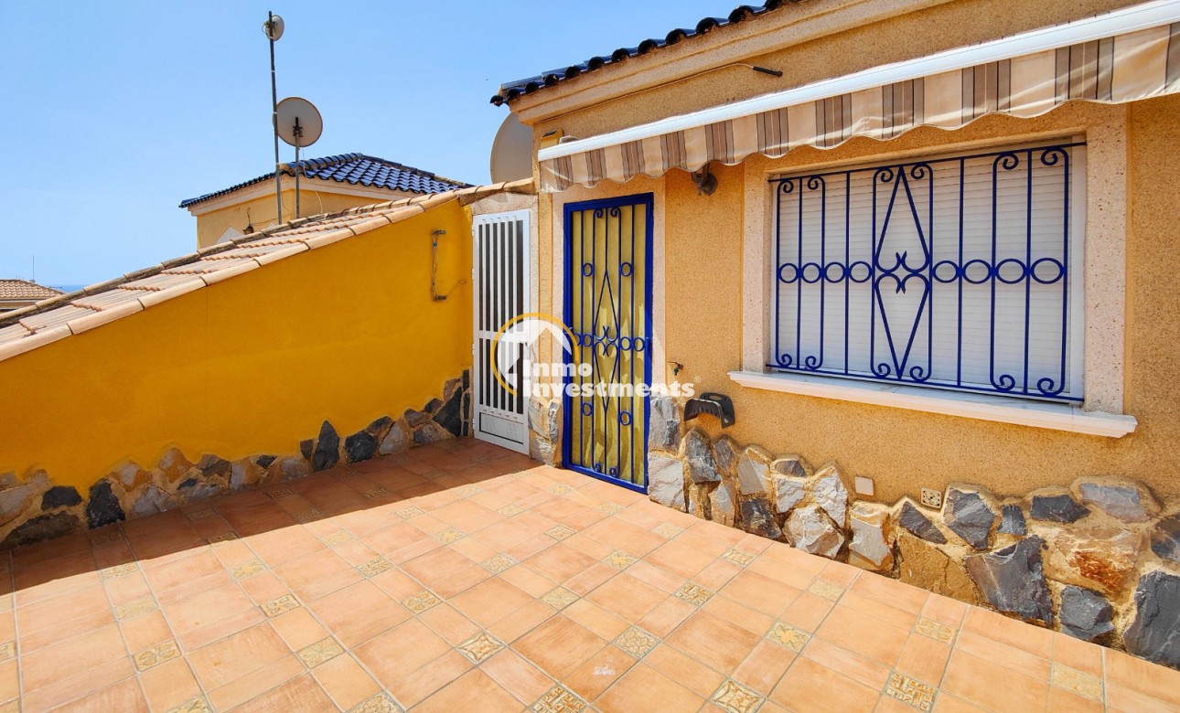 Resale - Semi detached villa - Punta Prima