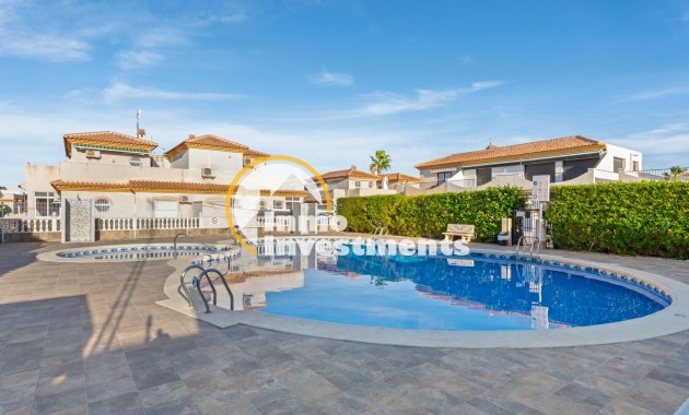 Resale - Villa - Orihuela Costa