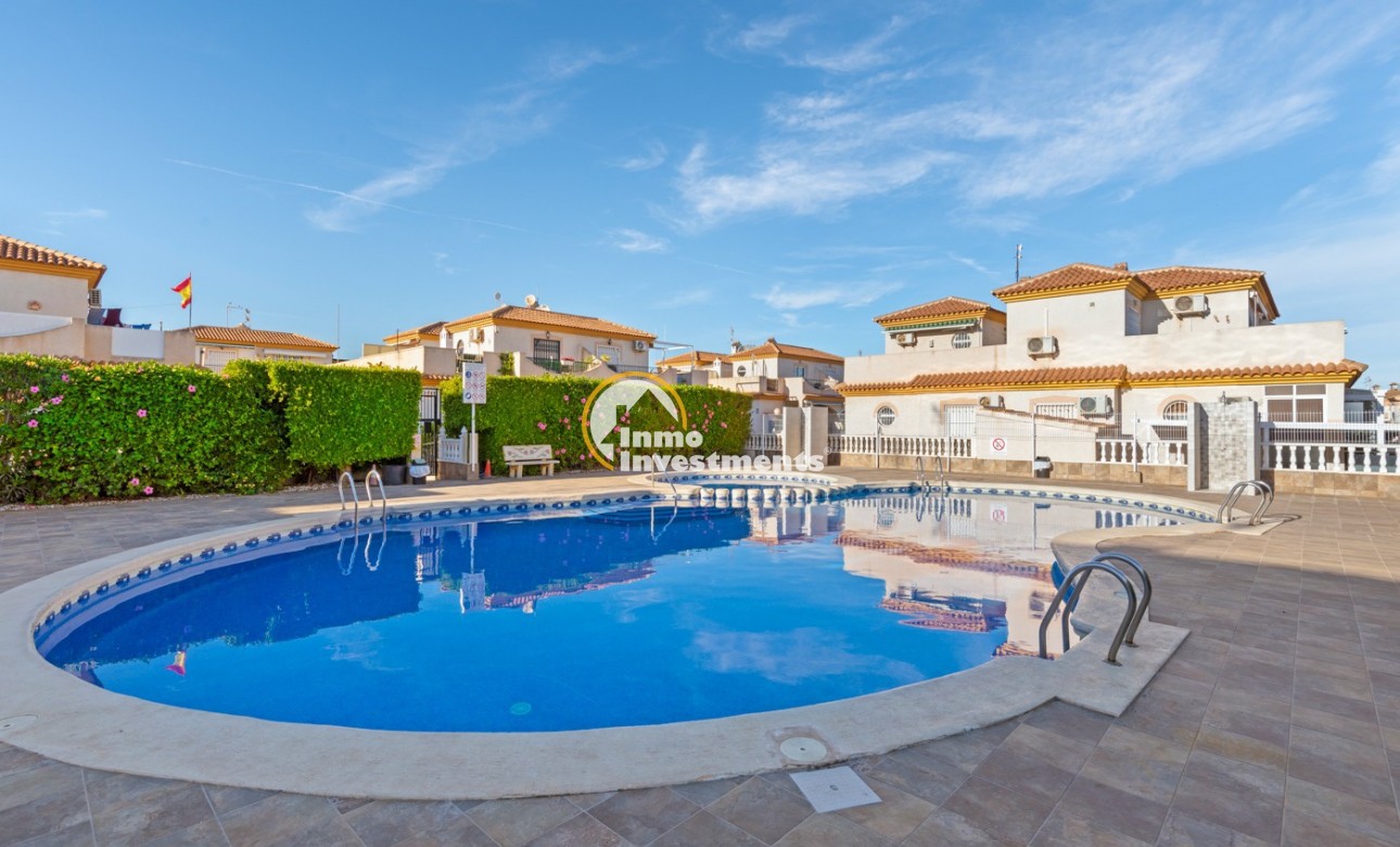 Resale - Villa - Orihuela Costa