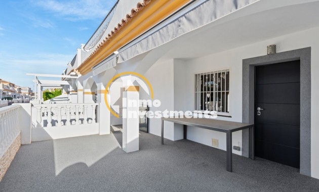 Resale - Villa - Orihuela Costa