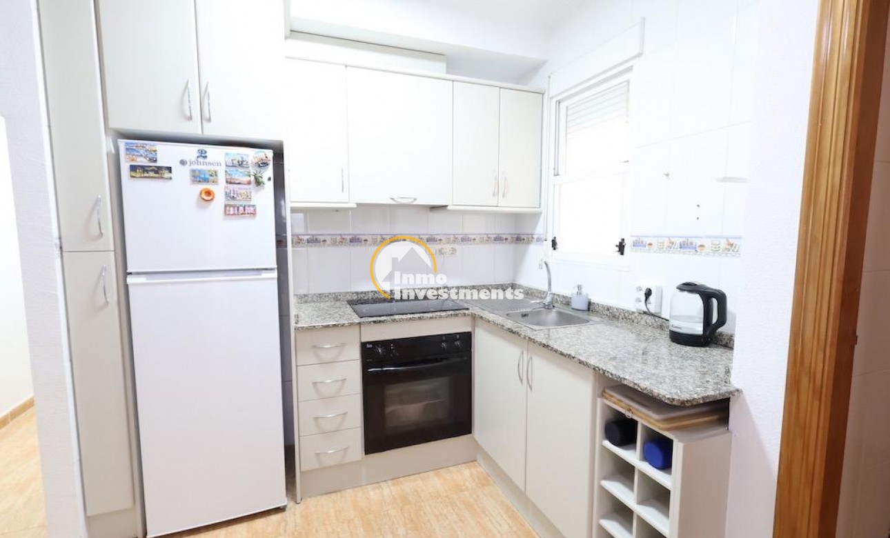 Resale - Apartment - Orihuela Costa - Punta Prima