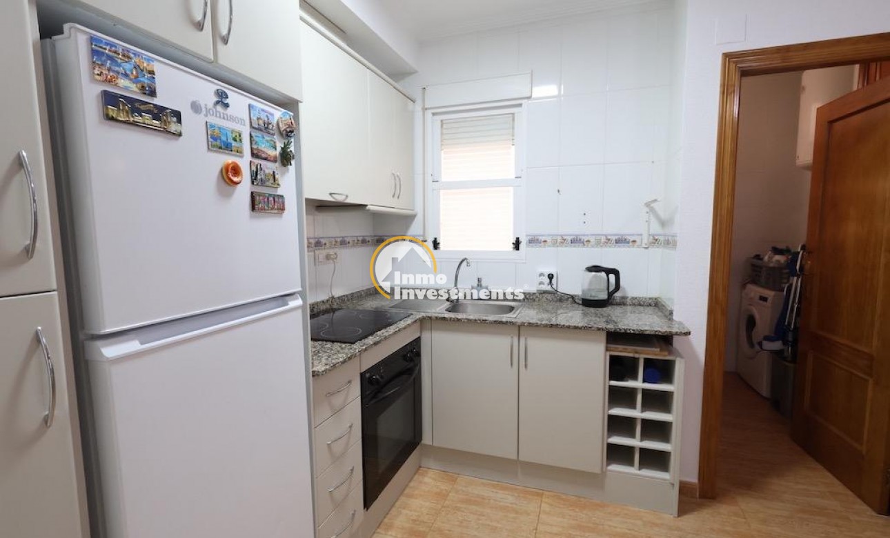 Resale - Apartment - Orihuela Costa - Punta Prima