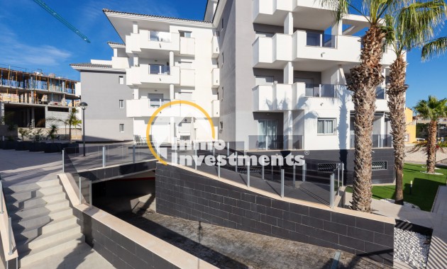 Resale - Apartment - Villamartin