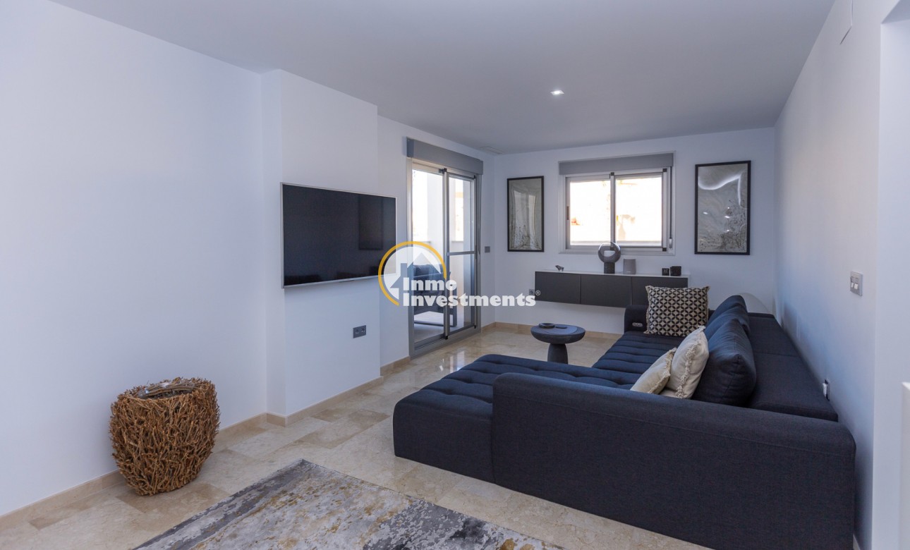 Resale - Apartment - Villamartin