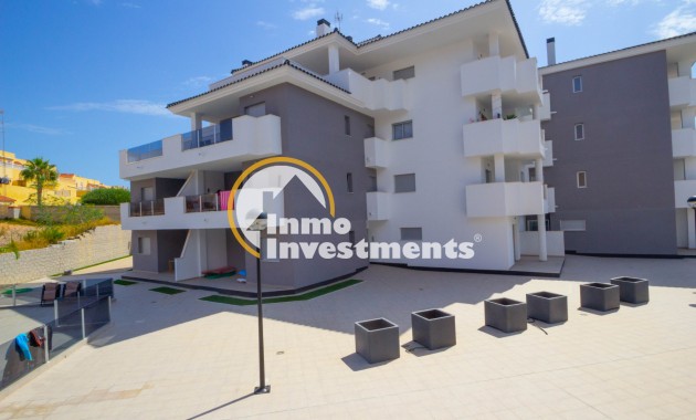 Resale - Apartment - Villamartin