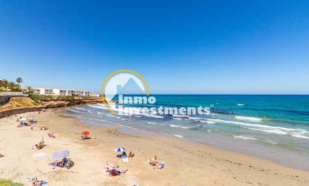 Resale - Apartment - Villamartin