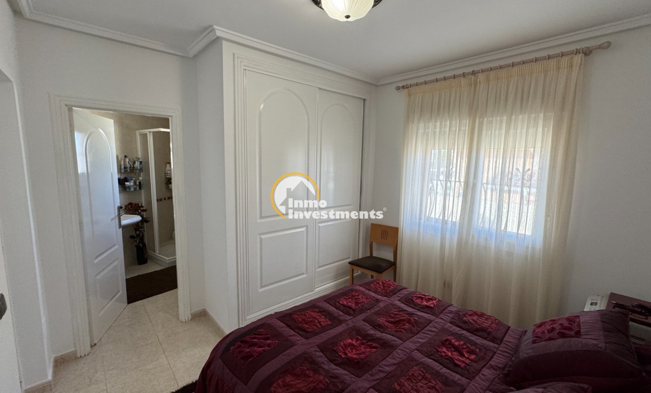 Resale - Villa - Benijofar