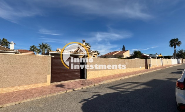 Resale - Villa - Benijofar