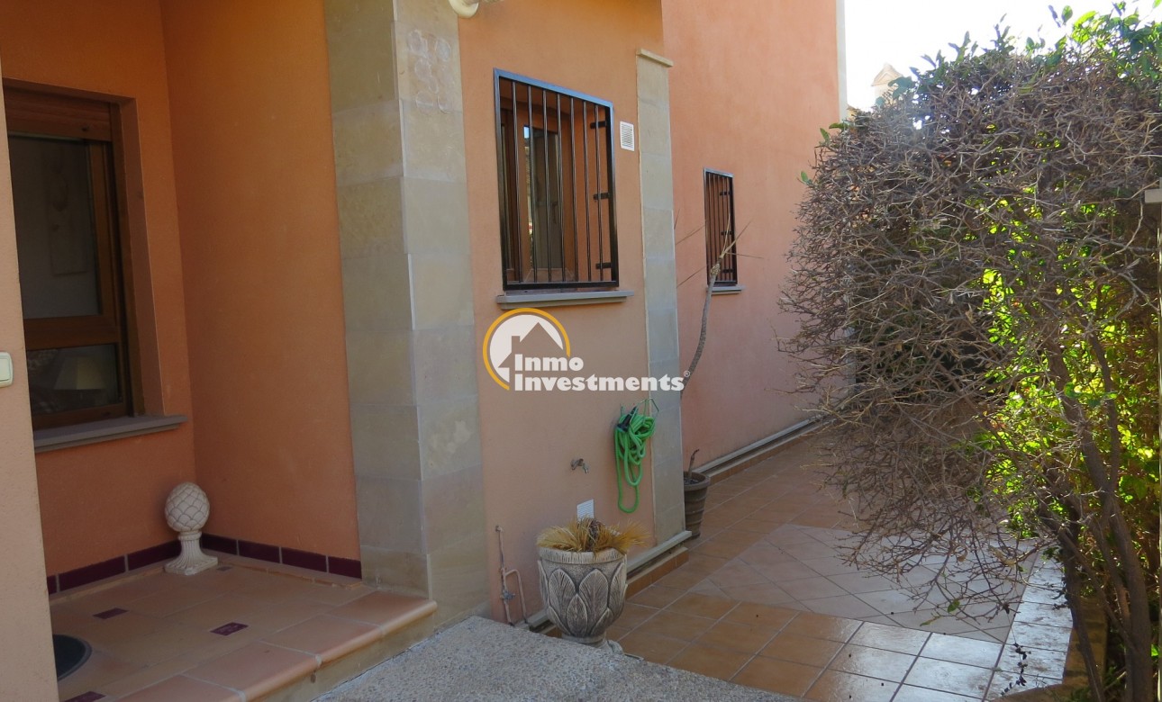 Resale - Villa - Algorfa - La Finca Golf