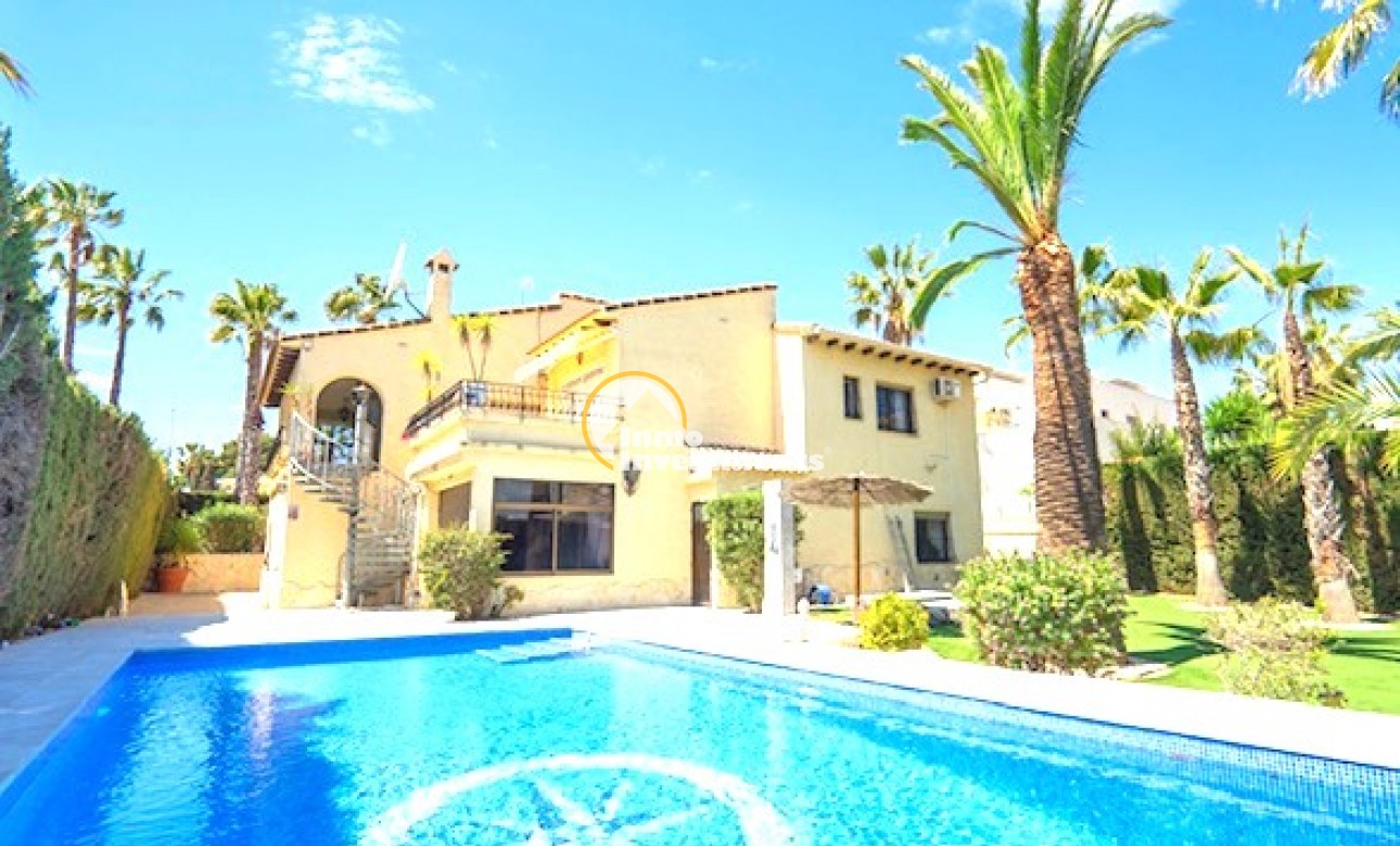 Revente privée - Villa - Villamartin