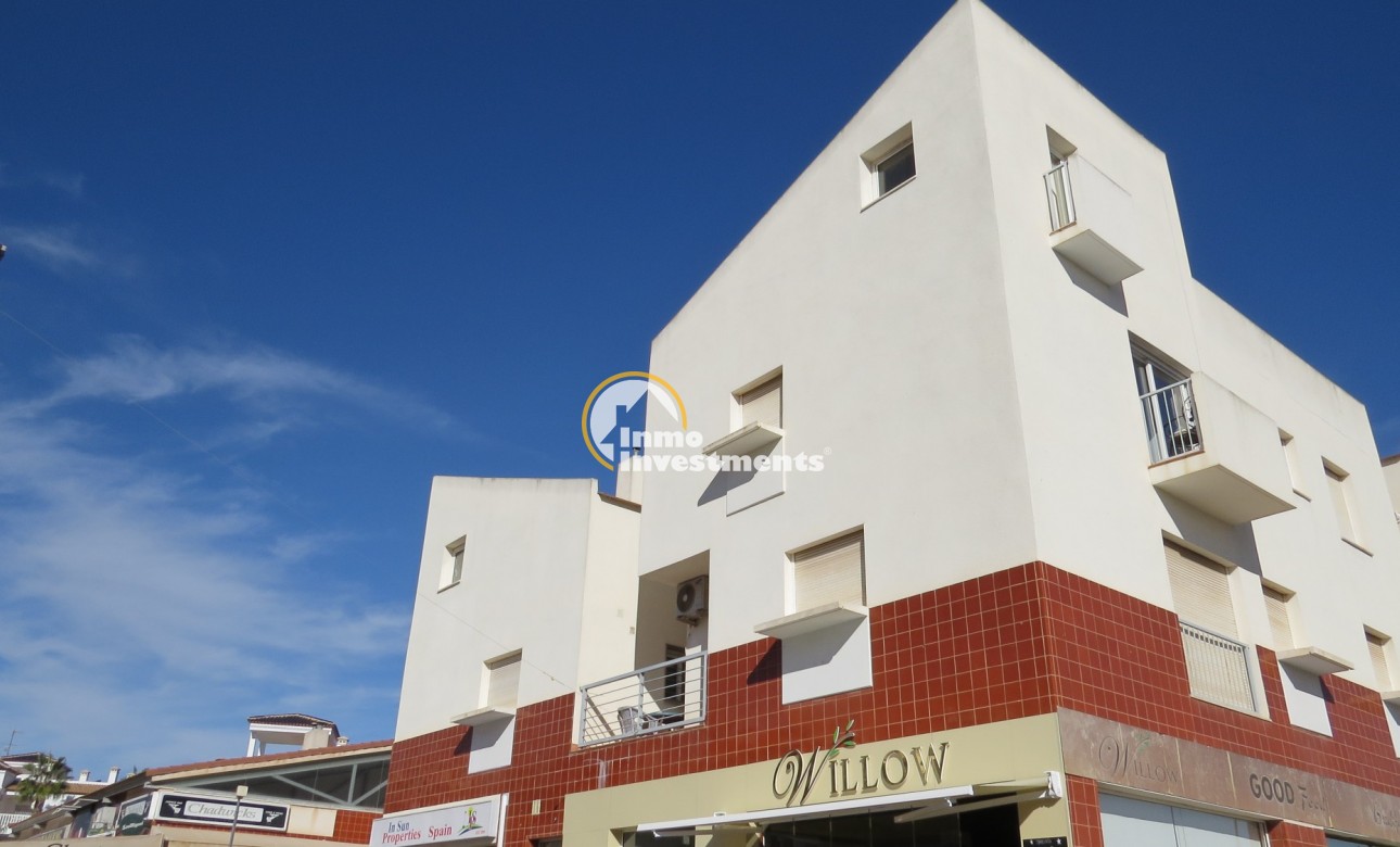 Resale - Apartment - Orihuela Costa - Villamartin