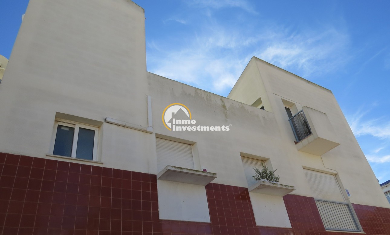 Resale - Apartment - Orihuela Costa - Villamartin