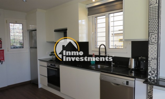 Resale - Apartment - Orihuela Costa - Villamartin