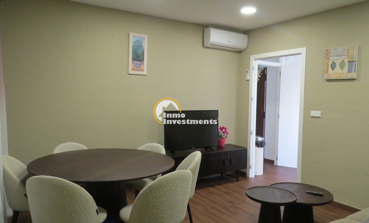 Resale - Apartment - Orihuela Costa - Villamartin