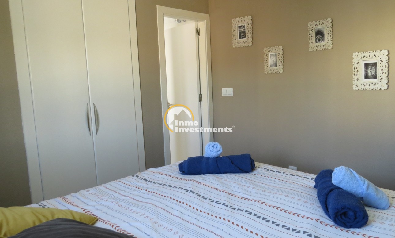 Resale - Apartment - Orihuela Costa - Villamartin