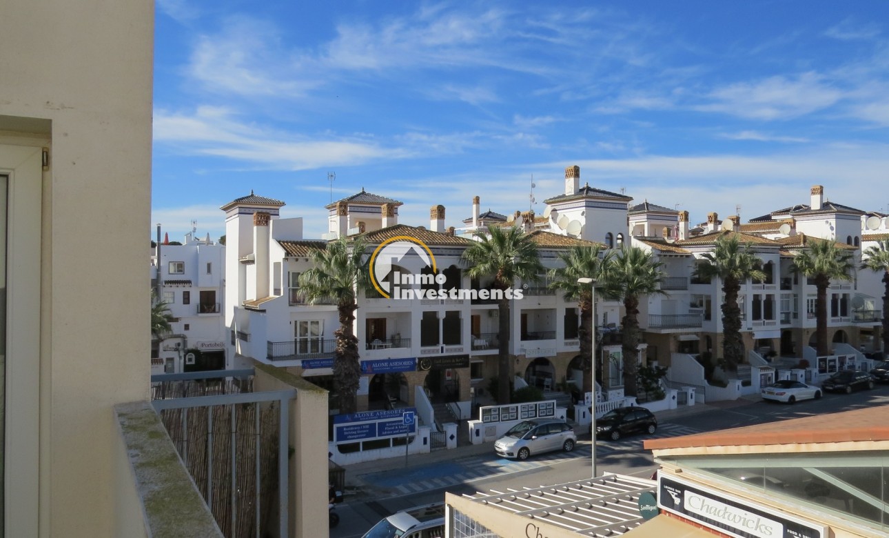 Resale - Apartment - Orihuela Costa - Villamartin