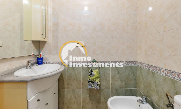 Resale - Apartment - Torrevieja - Beach