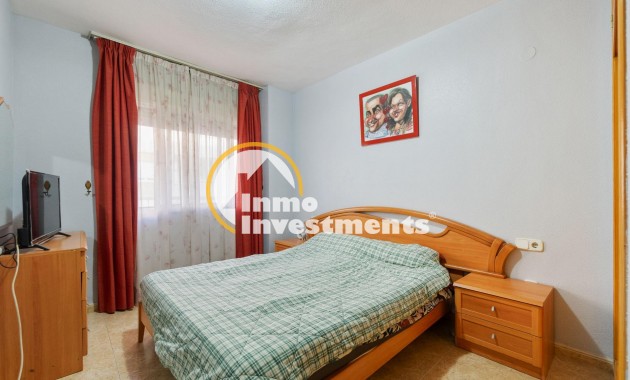 Resale - Apartment - Torrevieja - Beach