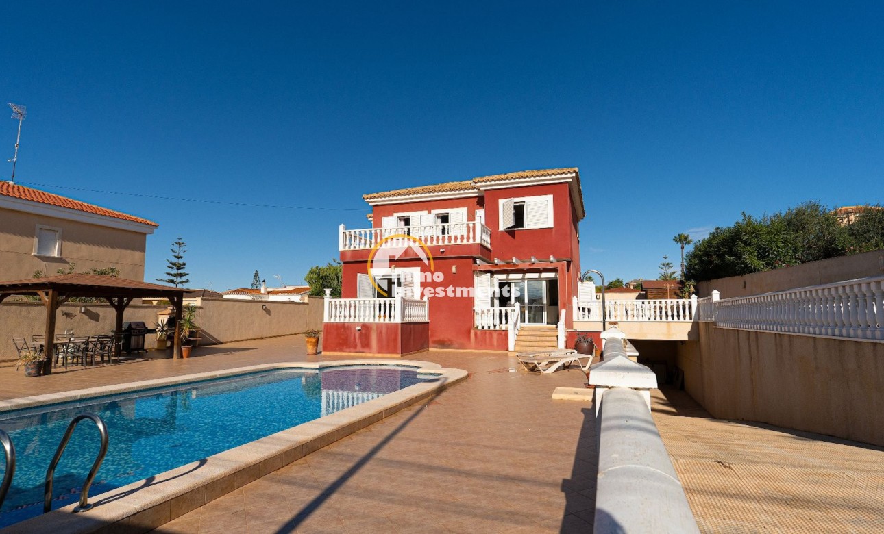 Resale - Villa - Torrevieja - Aguas Nuevas