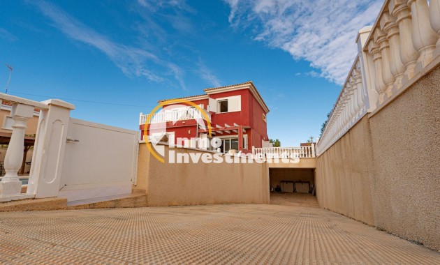 Resale - Villa - Torrevieja - Aguas Nuevas