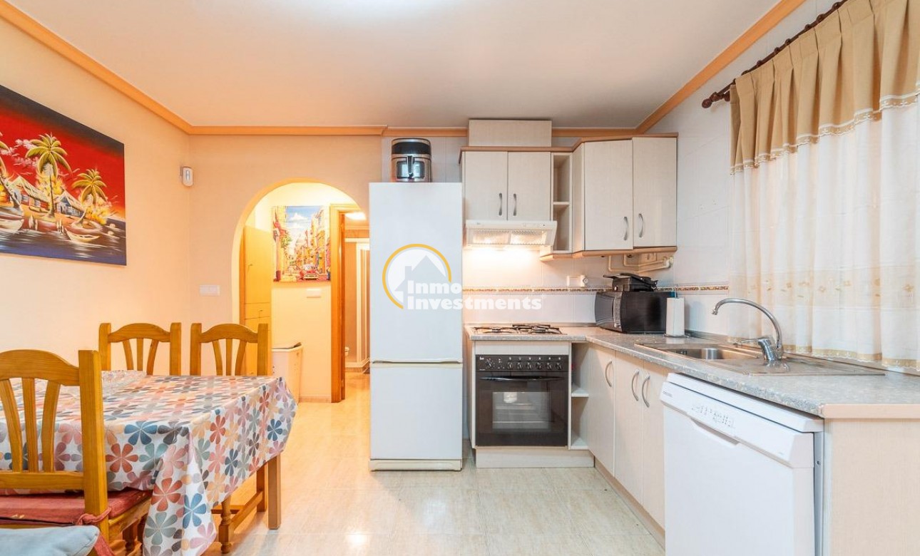 Resale - Apartment - Torrevieja - Torrevieja Centre