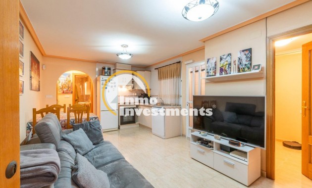 Resale - Apartment - Torrevieja - Torrevieja Centre