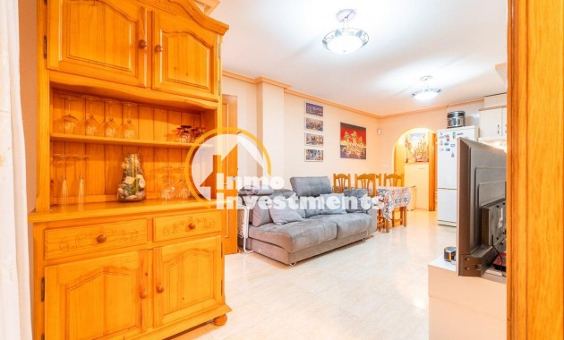 Resale - Apartment - Torrevieja - Torrevieja Centre