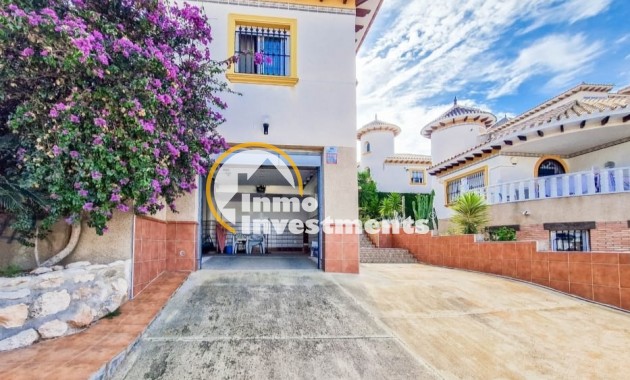 Resale - Villa - Villamartin