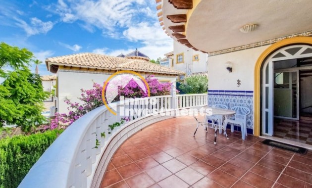 Resale - Villa - Villamartin