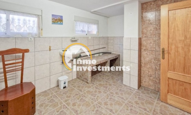 Resale - Villa - Villamartin