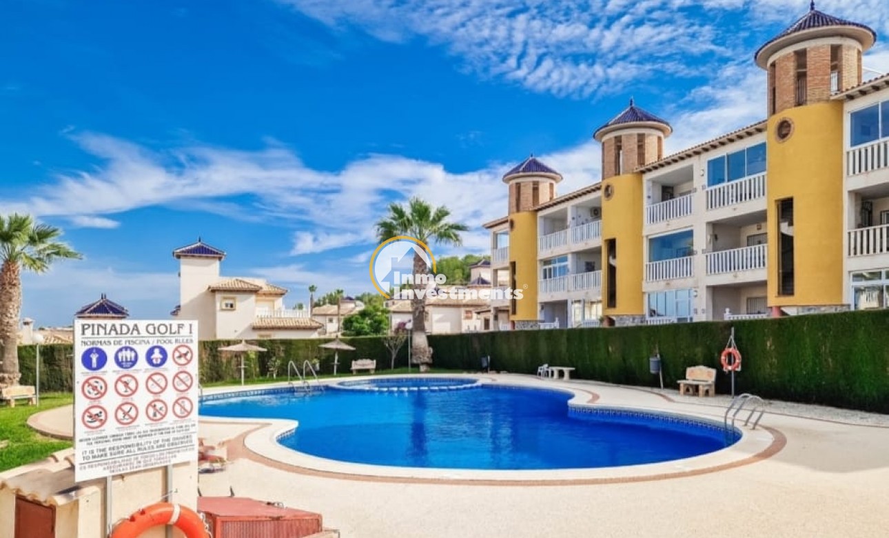 Resale - Villa - Villamartin