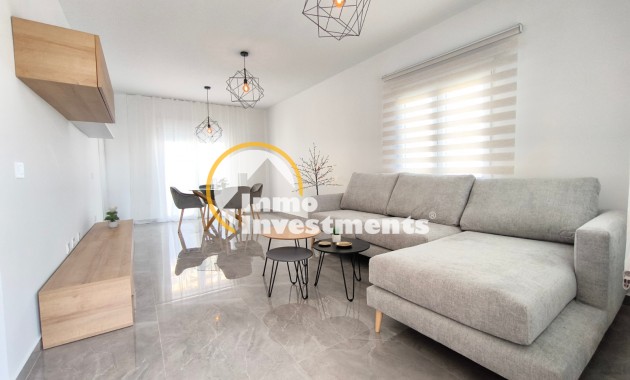 Resale - Villa - Villamartin