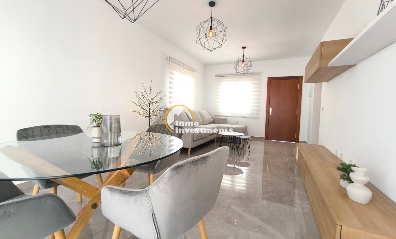 Resale - Villa - Villamartin