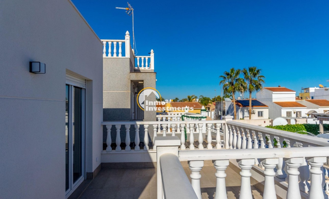 Long term rental - Villa - Torrevieja - El Chaparral