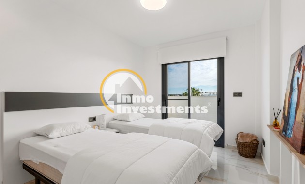 Resale - Apartment - El Raso - El raso