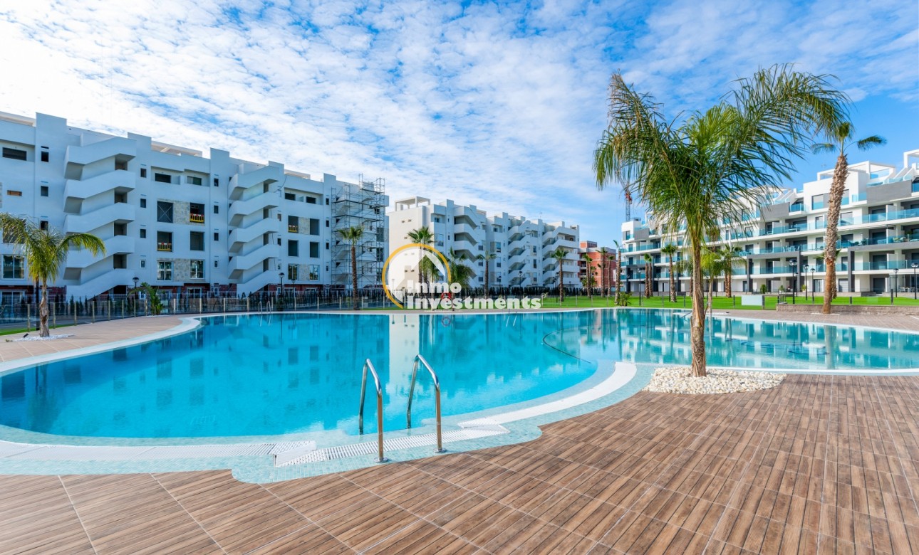 Resale - Apartment - El Raso - El raso