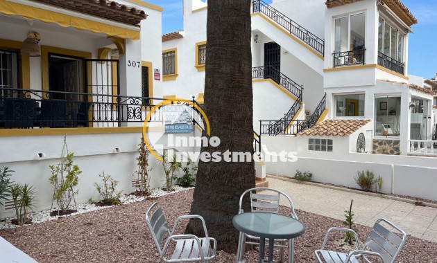 Resale - Semi detached villa - Villamartin - Valencias