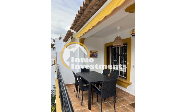 Resale - Semi detached villa - Villamartin - Valencias