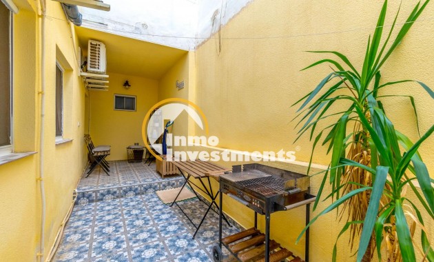 Resale - Apartment - Torrevieja - Torrevieja Centre