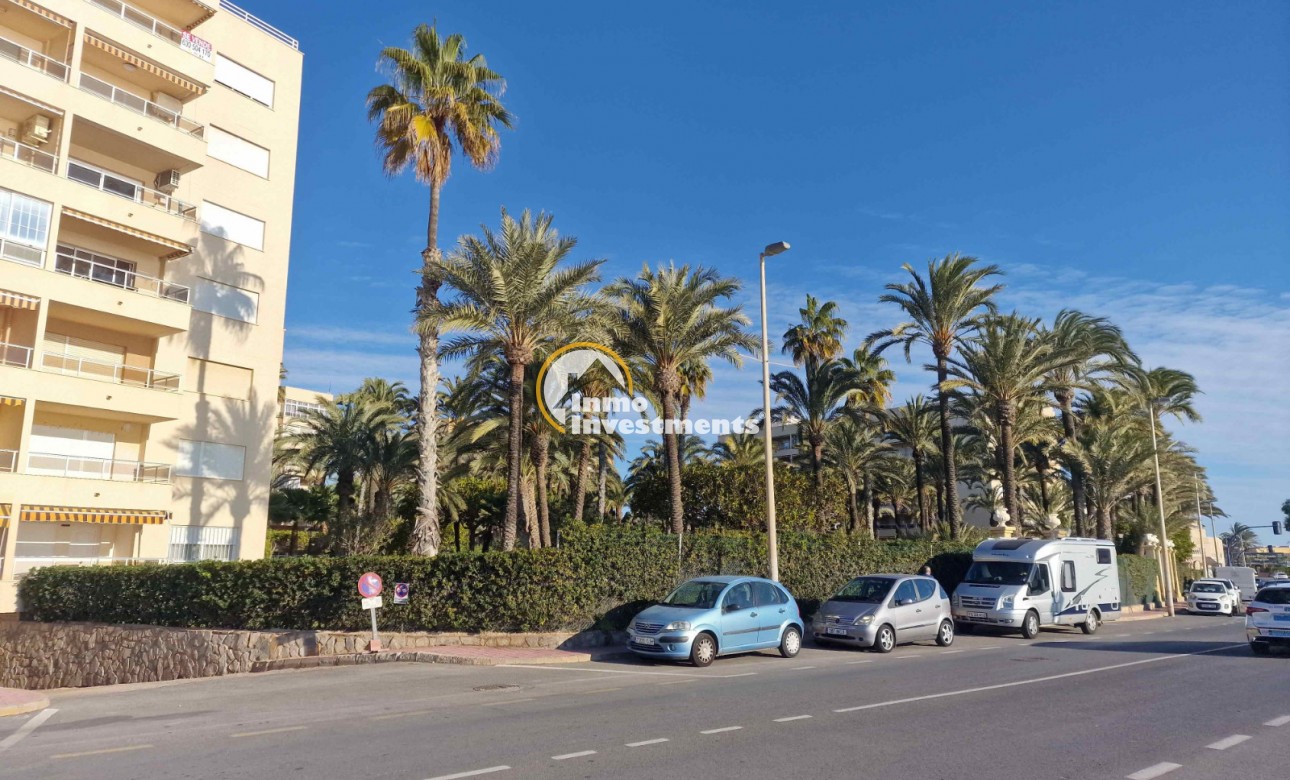 Resale - Apartment - Torrevieja - Beach