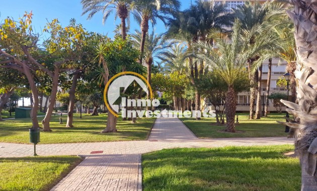 Resale - Apartment - Torrevieja - Beach