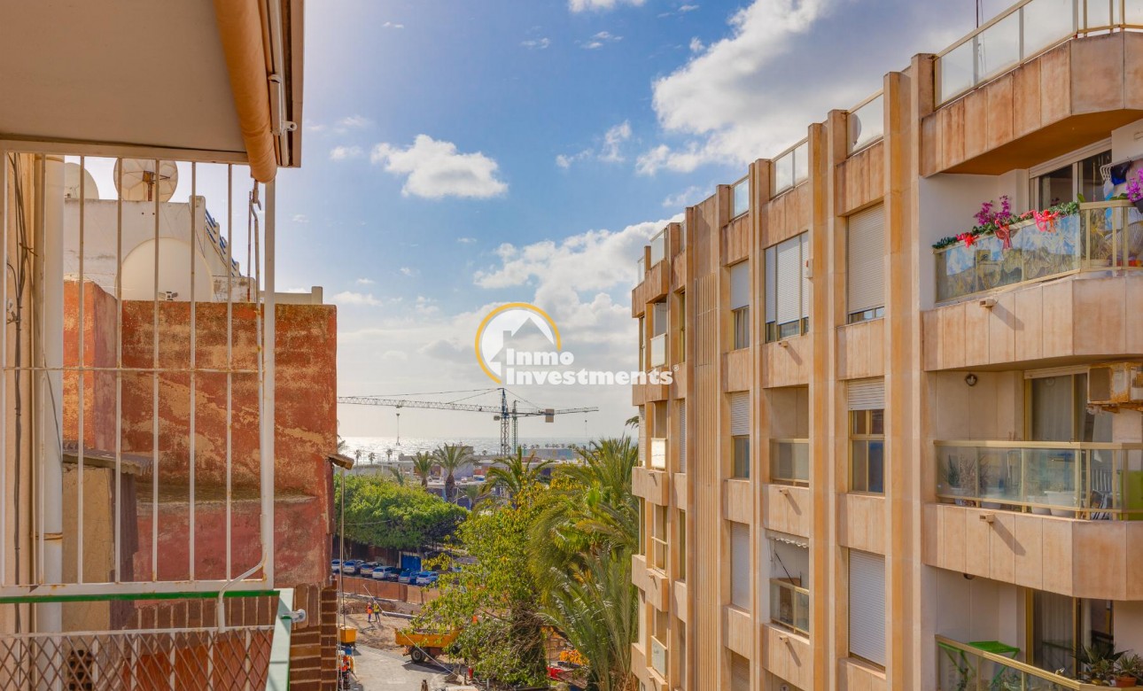 Resale - Apartment - Torrevieja - Centro