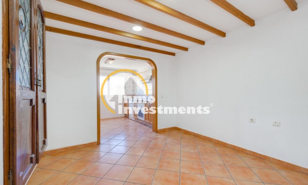 Resale - Apartment - Torrevieja - Centro