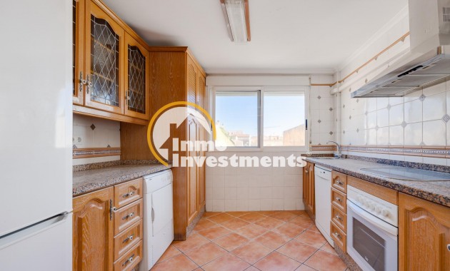 Resale - Apartment - Torrevieja - Centro