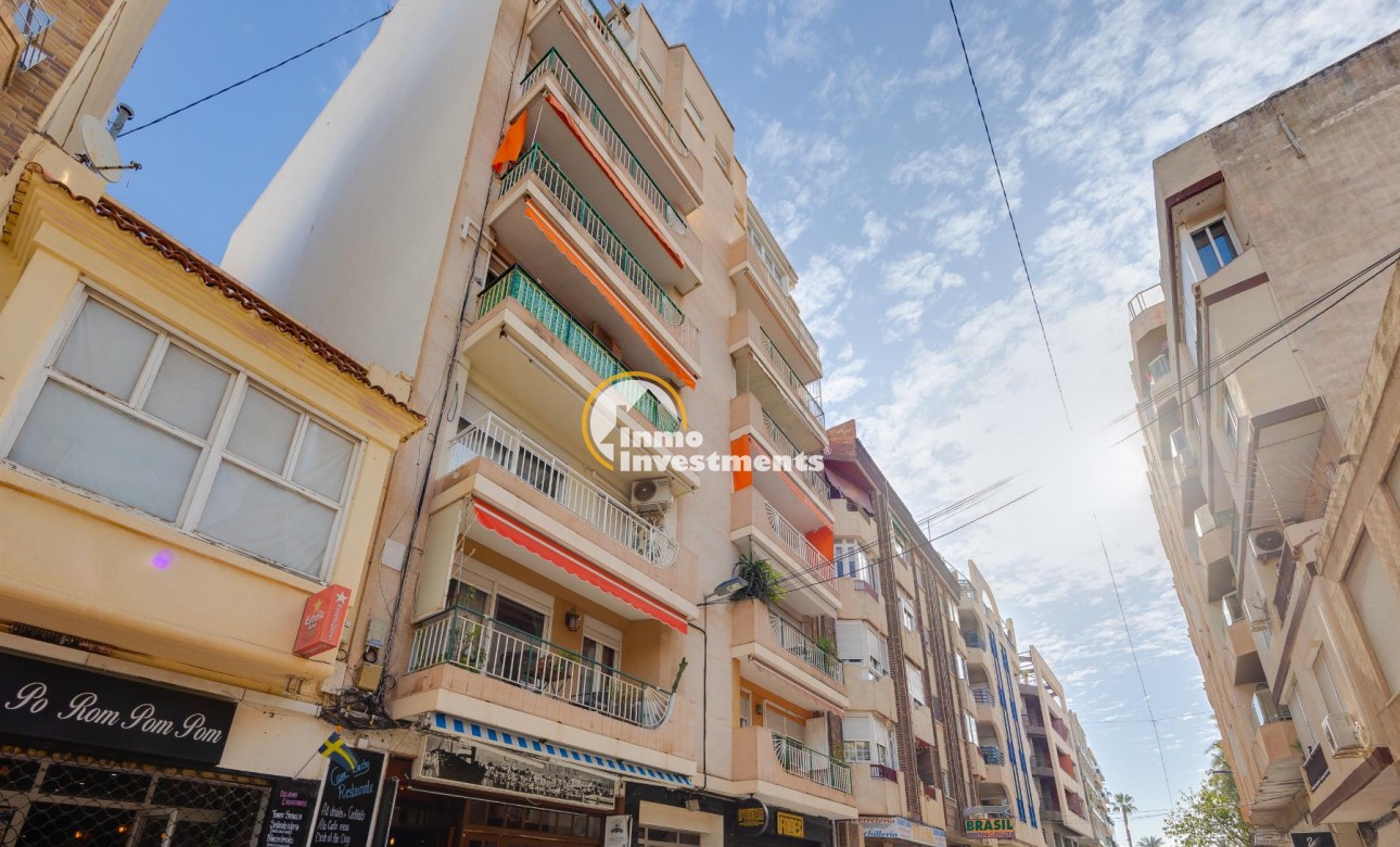 Resale - Apartment - Torrevieja - Centro