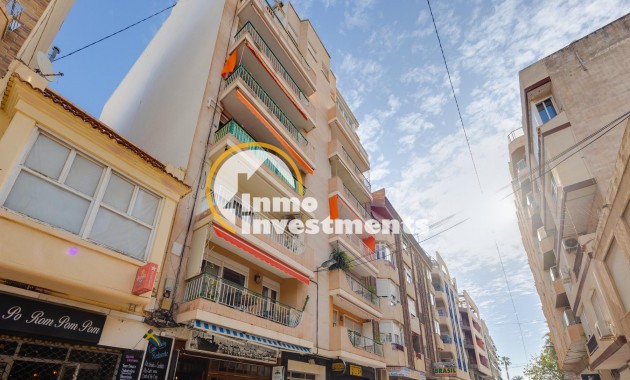 Resale - Apartment - Torrevieja - Centro