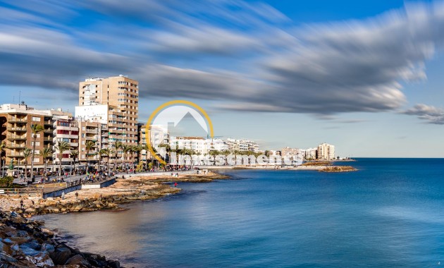 Resale - Apartment - Torrevieja - Centro