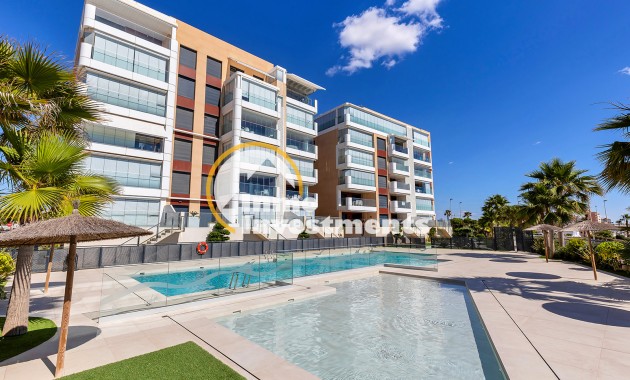 Resale - Apartment - Mil Palmeras - Beach