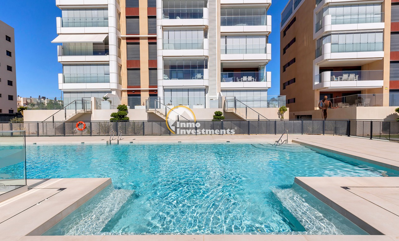 Resale - Apartment - Mil Palmeras - Beach